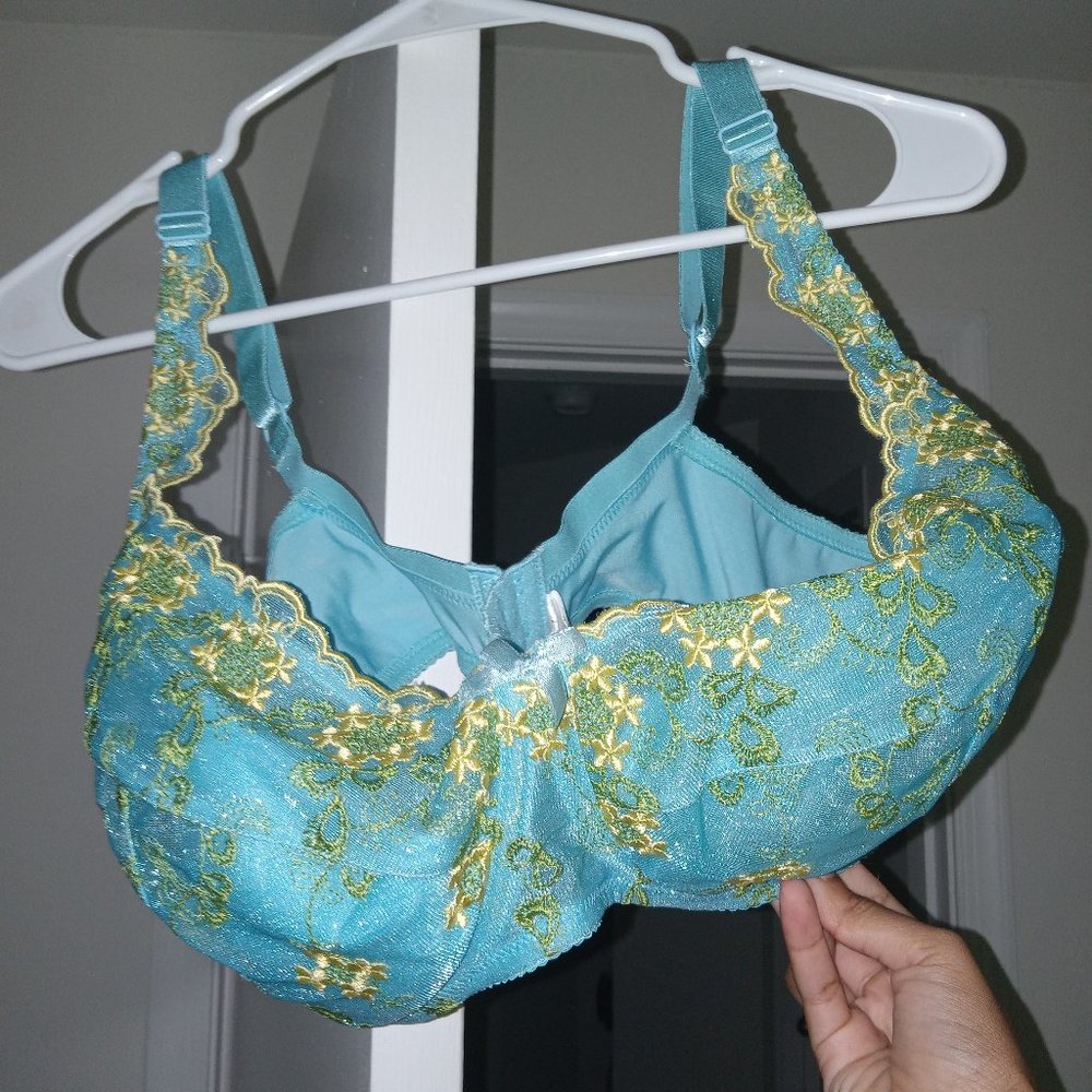 32 F bra bundle (3 bras)